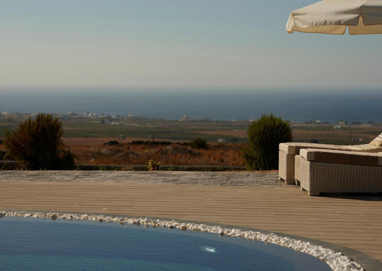 Danae Suites Santorini Oía Exterior photo