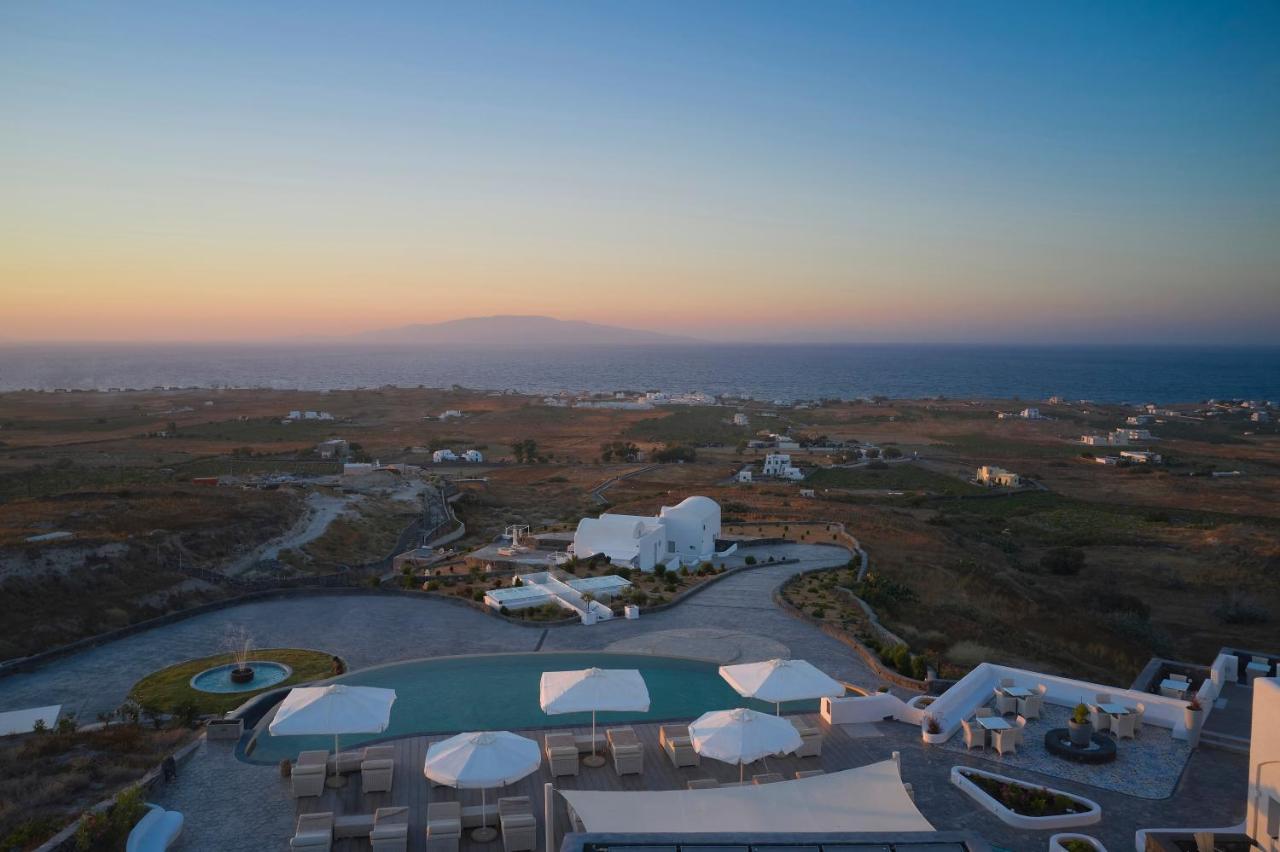 Danae Suites Santorini Oia  Exterior photo