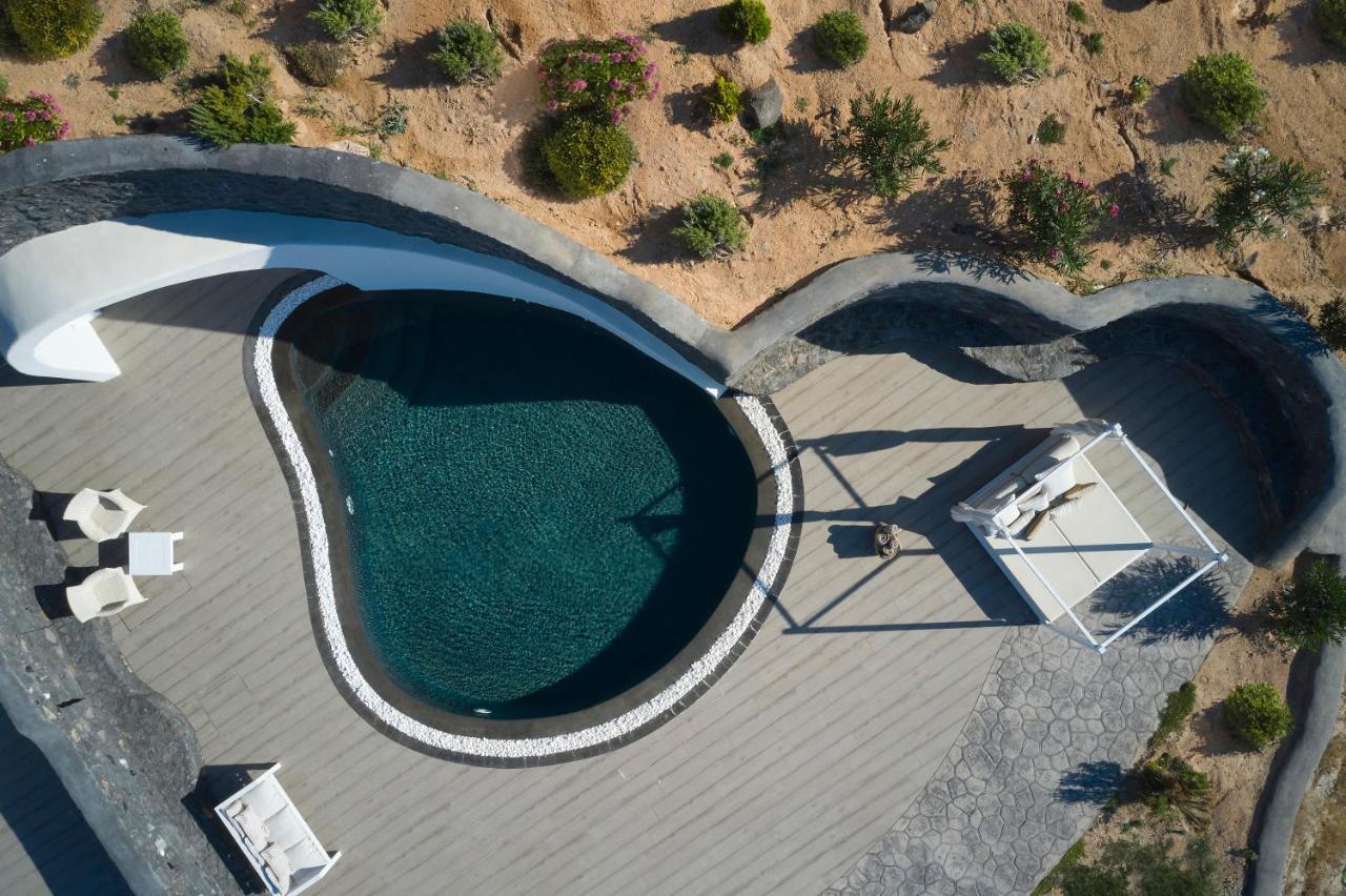 Danae Suites Santorini Oía Exterior photo