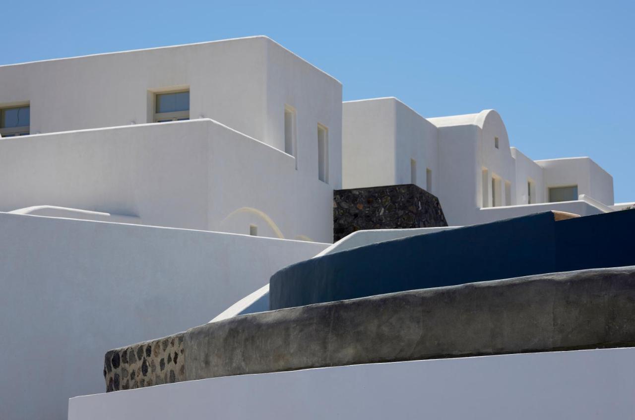 Danae Suites Santorini Oía Exterior photo