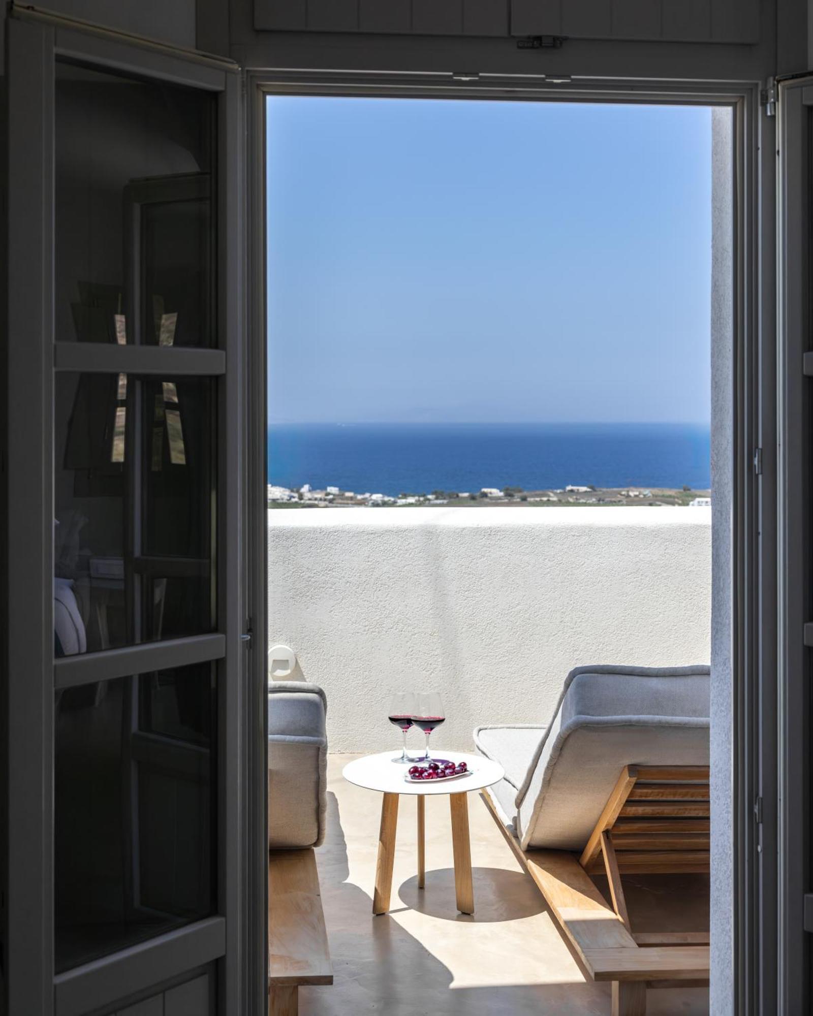 Danae Suites Santorini Oía Exterior photo