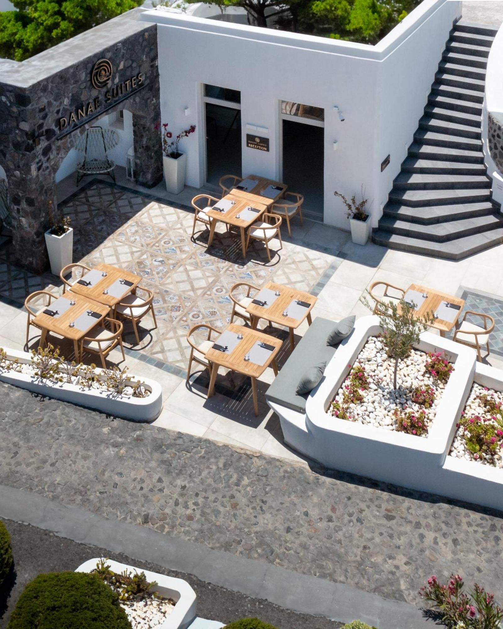 Danae Suites Santorini Oia  Exterior photo