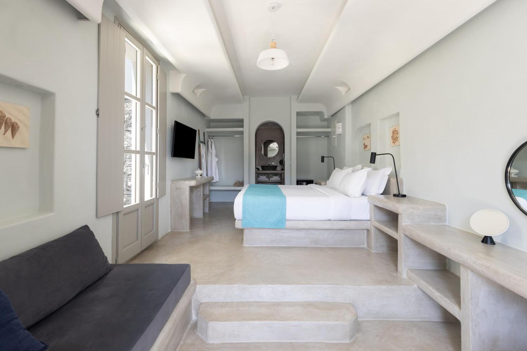 Danae Suites Santorini Oía Exterior photo